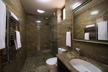 Фото номера Двухместный номер с 1 кроватью и видом на горы Курортные отели Lastiver Resort г. Енокаван 5